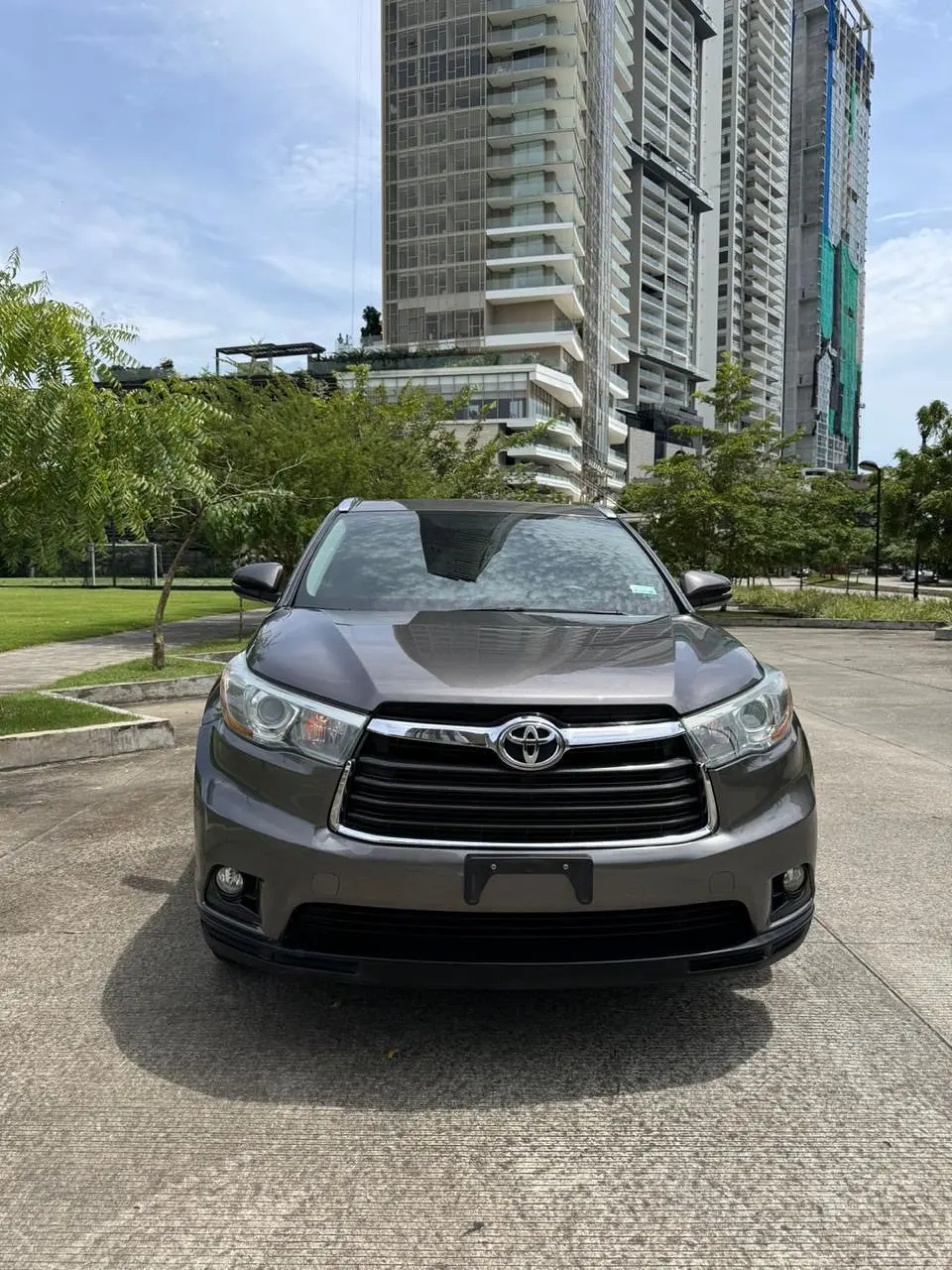 Toyota Highlander vendido por Tu Patio